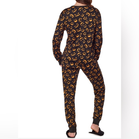 Jack O Lantern Halloween pajama set - Picture 3 of 3